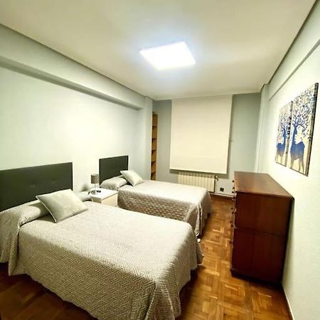 Completo Piso En Santander A 5 Minutos Del Centroアパートメント エクステリア 写真