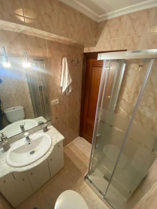 Completo Piso En Santander A 5 Minutos Del Centroアパートメント エクステリア 写真