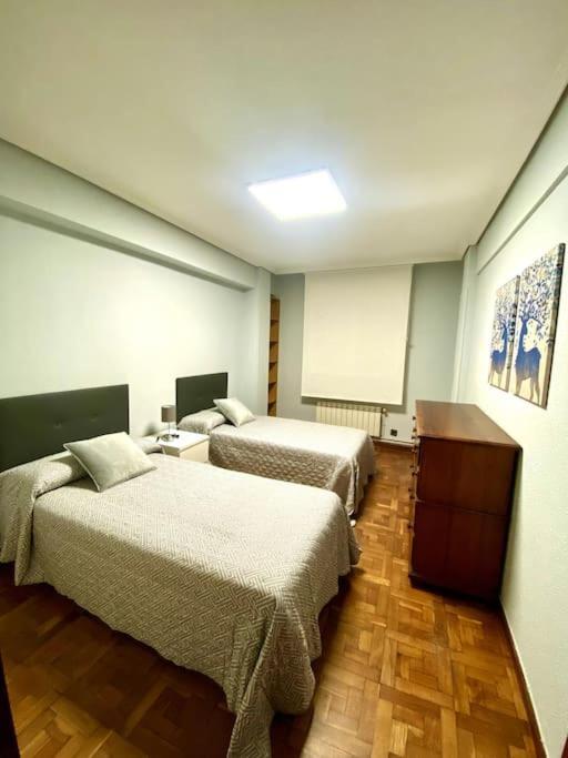 Completo Piso En Santander A 5 Minutos Del Centroアパートメント エクステリア 写真